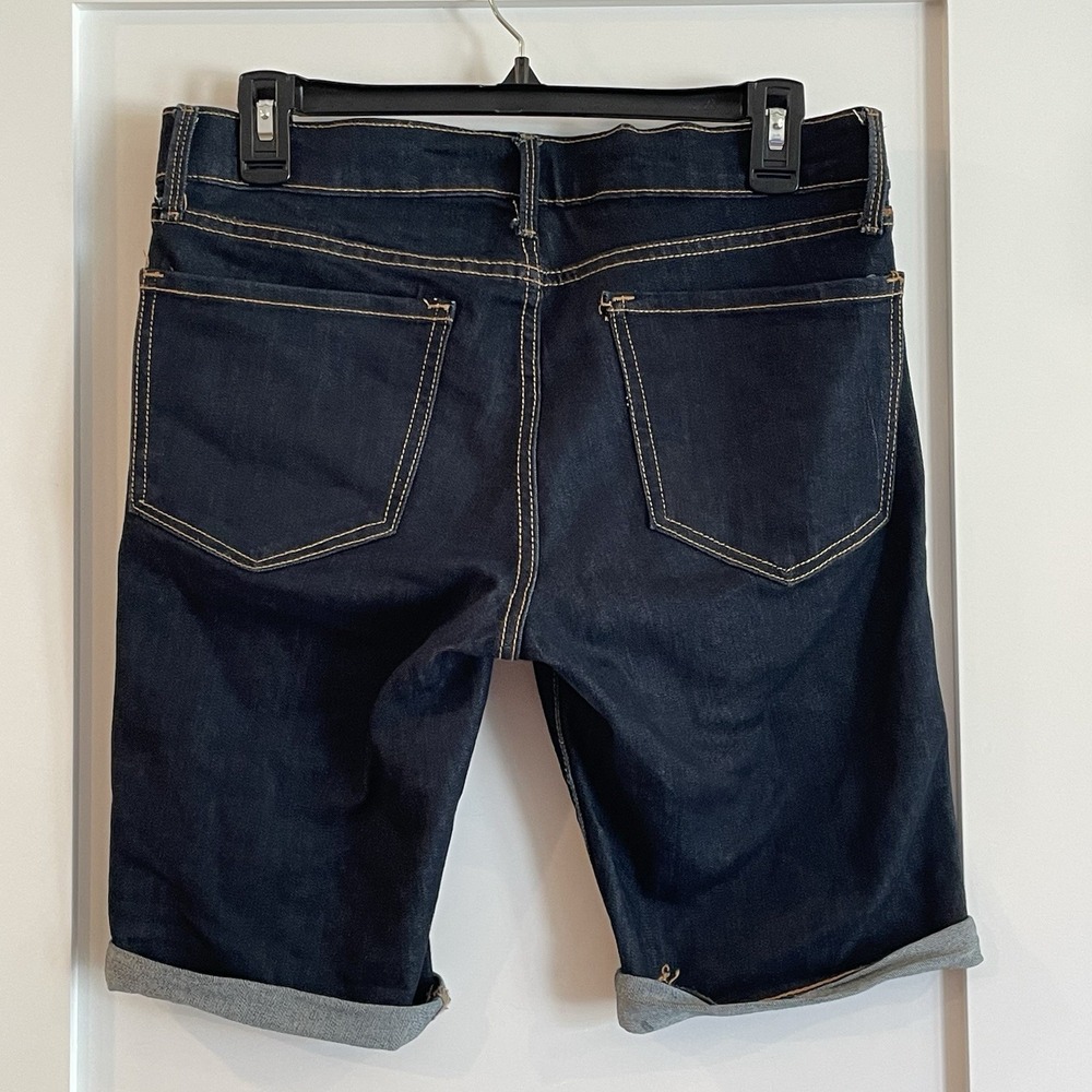 Old Navy Rock Star Womens Jean Denim Bermuda Shorts Dark Wash Stretch Cotton 12 - Picture 2 of 6